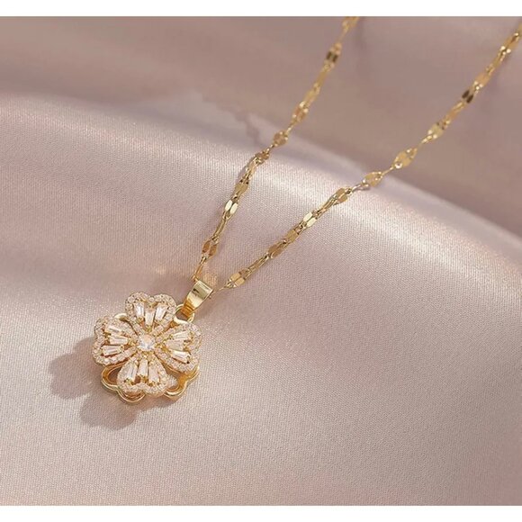 Gold-Plated Flower Rotary Necklace - Picture 2 of 4